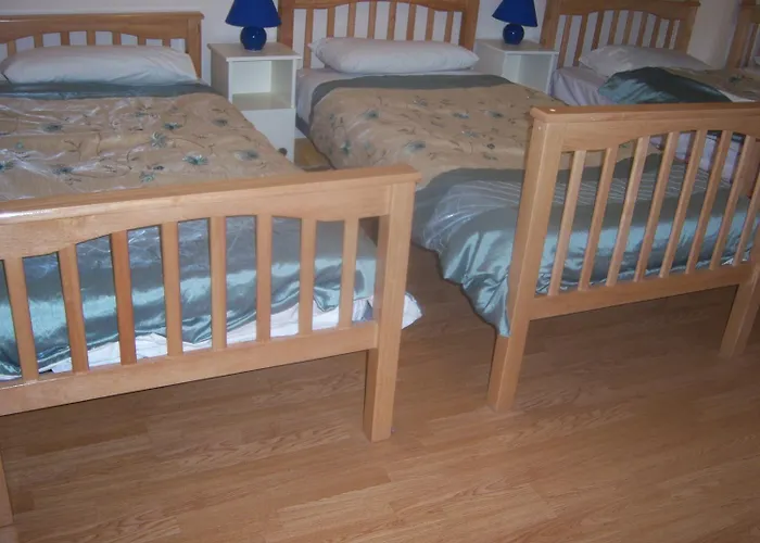 ゲストハウス Valley Only 3*